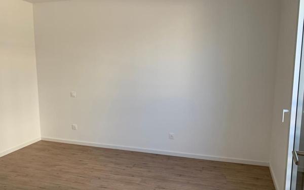 Appartement à louer    2 pièces •  Saint-Herblain