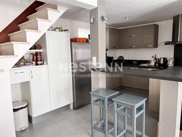 Hyper centre de SURZUR, maison T4 de caractère de 111m² habitables rénovée !