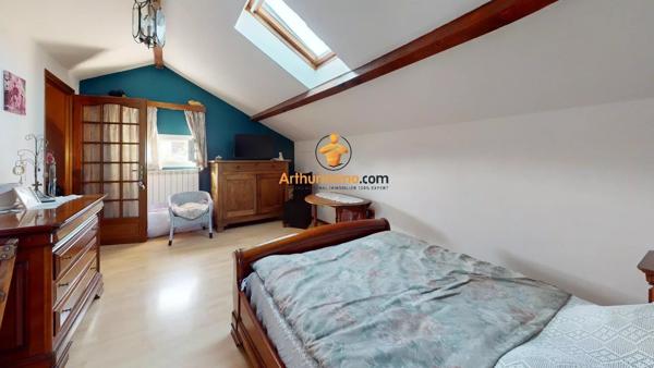 Vente                                                      Maison
                        
                     4 pièces                      124 m2                     à Lourdes