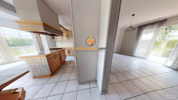 Vente                                                      Maison
                        
                     4 pièces                      124 m2                     à Lourdes