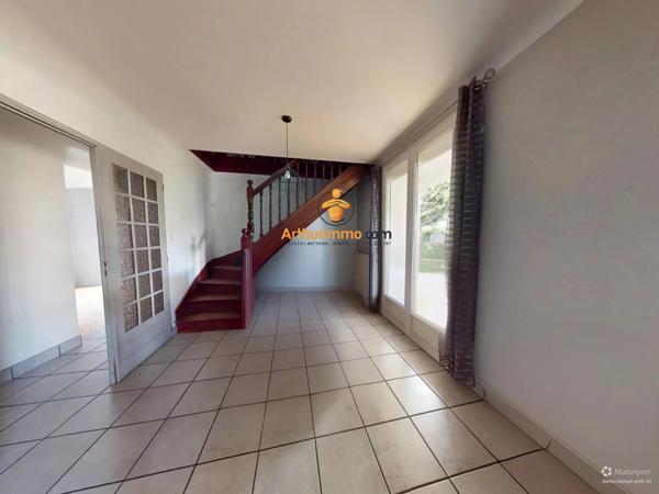 Vente                                                      Maison
                        
                     4 pièces                      124 m2                     à Lourdes