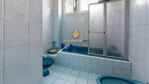Vente                                                      Maison
                        
                     4 pièces                      124 m2                     à Lourdes