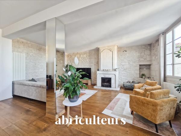 Superbe duplex 182 m² 6 pièces Saintes centre-ville