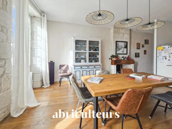 Superbe duplex 182 m² 6 pièces Saintes centre-ville