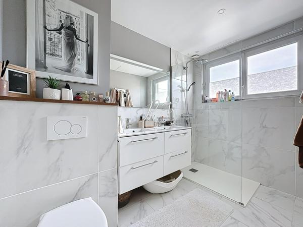 maison familiale proche du château