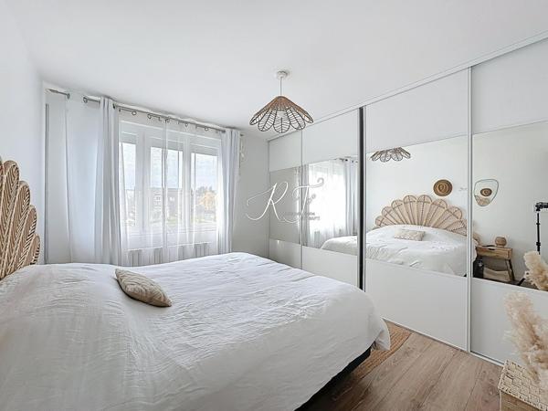 maison familiale proche du château