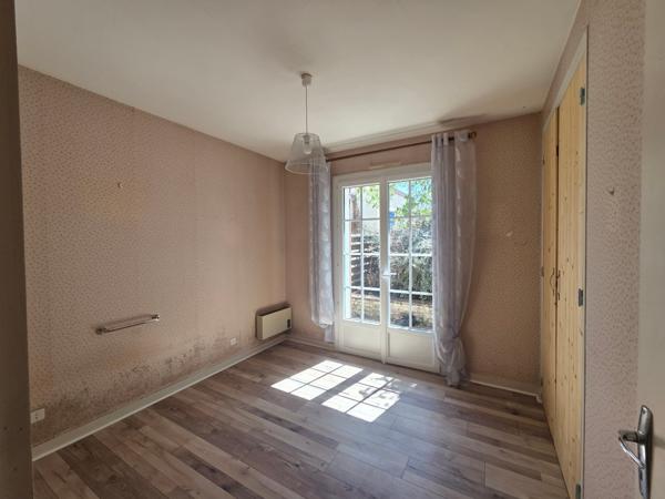 Maison de plain-pied sur sous-sol