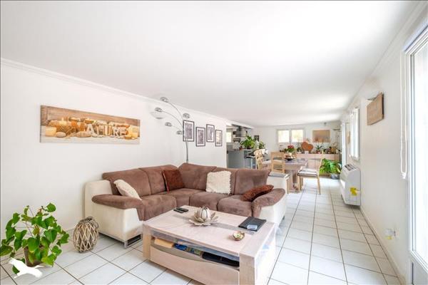 Maison à vendre |  Décines-Charpieu |  5 pièces | 152 m²