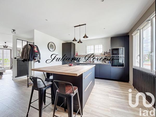 Maison à vendre 7 pièces 142 m² Issou