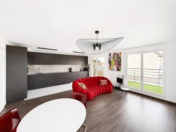 4 PIECES – 3 CHAMBRES, BALCON, PARKING – DPE C