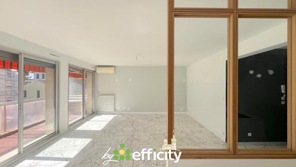 Appartement
         4 pièces
        - 92 m² 415 000 € *