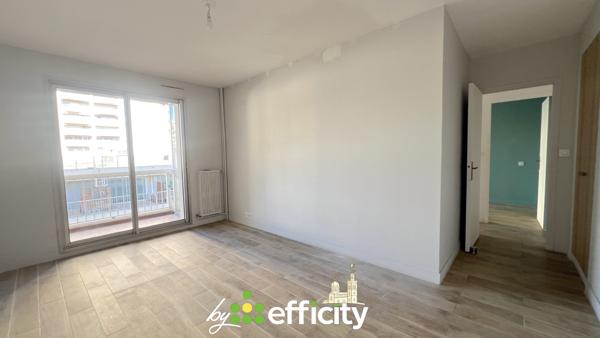 Appartement
         4 pièces
        - 92 m² 415 000 € *