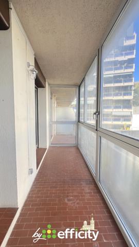 Appartement
         4 pièces
        - 92 m² 415 000 € *