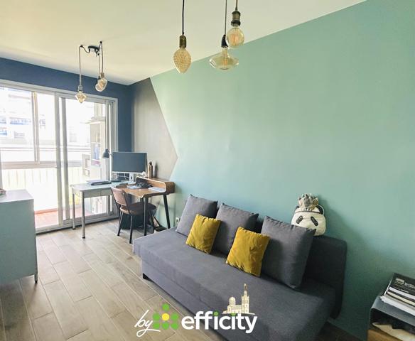 Appartement
         4 pièces
        - 92 m² 415 000 € *