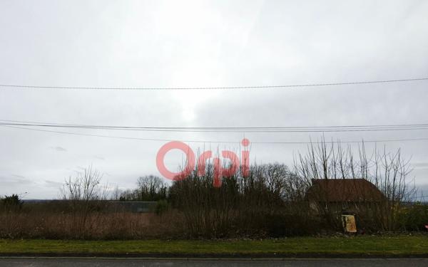 Terrain à vendre    Péronne