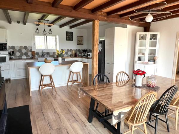 Jolie maison - 205m2 habitables