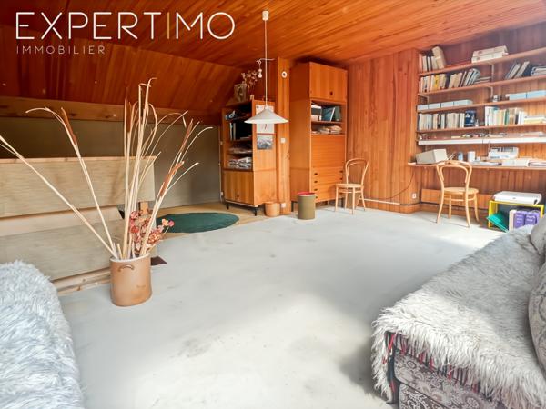 Dourdan (91410) À Dourdan – Maison mitoyenne à fort potentiel, idéale pour vos futurs projets .