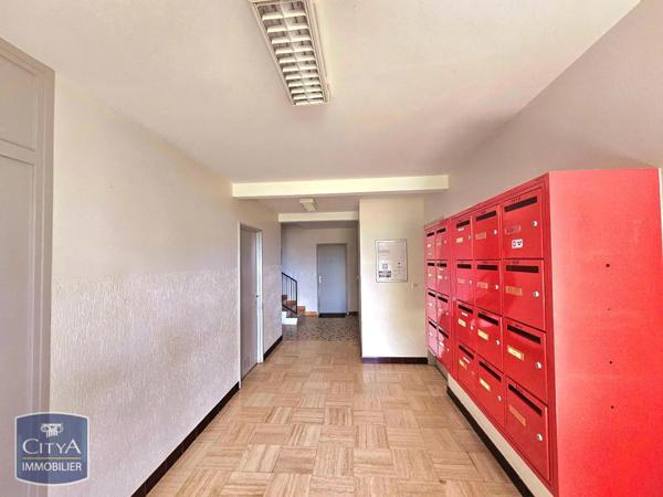 Appartement à louer 4 pièces 79.75m² Levroux (36110)