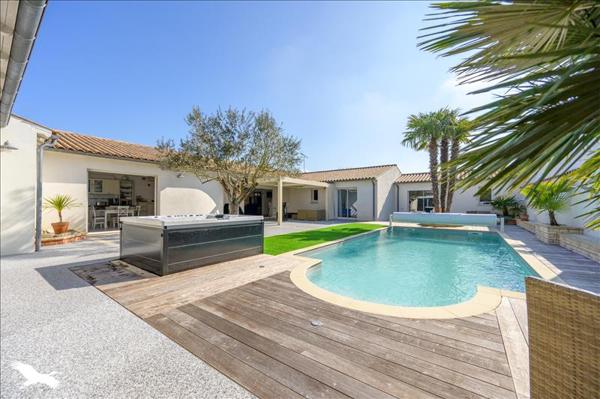 Maison à vendre |  Esnandes |  6 pièces | 235 m²