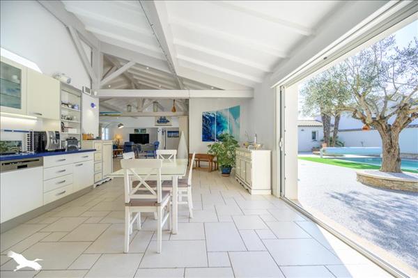 Maison à vendre |  Esnandes |  6 pièces | 235 m²