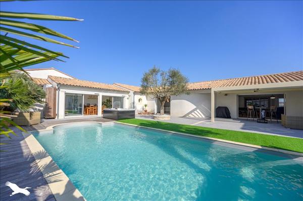 Maison à vendre |  Esnandes |  6 pièces | 235 m²