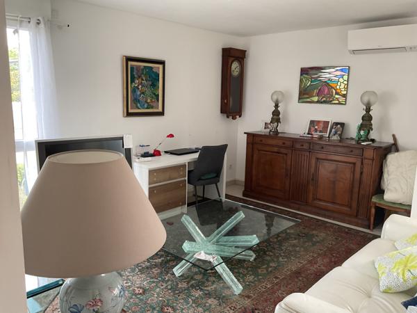 Six-Fours-les-Plages (83140) BRS - T3 + Duplex de 80 m2