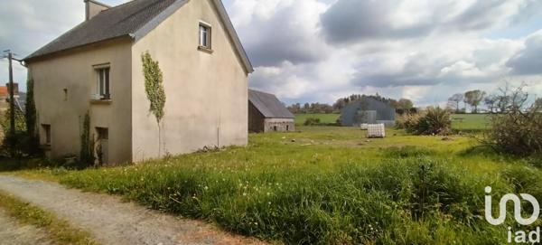 House for sale 4 rooms 75 m² Maël-Carhaix