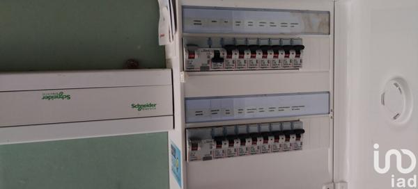 House for sale 4 rooms 75 m² Maël-Carhaix