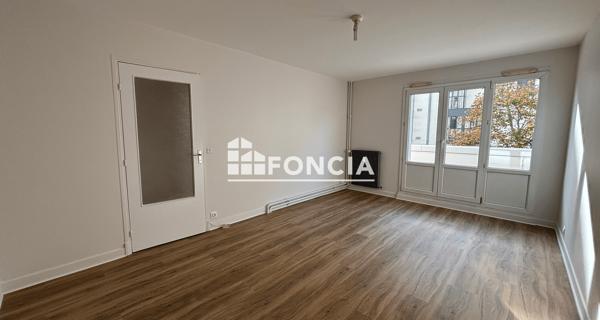 Location Appartement 2 pièces 47.42 m² - Tours 37000