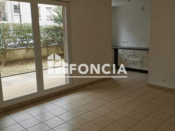 Location Appartement 2 pièces 43.8 m² - 4 RUE DE L'OISEAU DE FEU Luce 28110