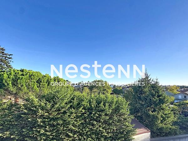 Appartement T3 meublé, traversant avec 2 chambres et balcon