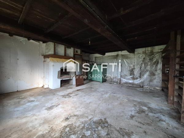 maison de plain pied à restaurer, en campagne, avec 3 hectares de terrain