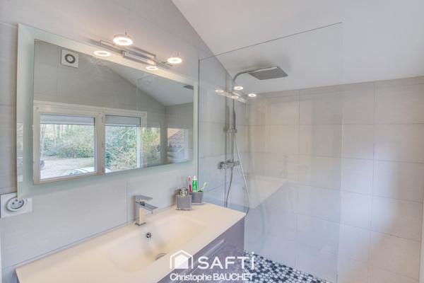 Propriété proche Bourg en Bresse, à Montagnat