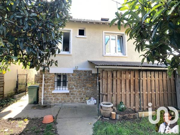 Maison 4 pièces de 51 m² à Villeneuve-le-Roi (94290)