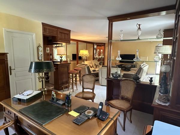 RARE SUR LE SECTEUR – Maison Ancienne Rénovée avec Studio Indépendant et Terrain constructible