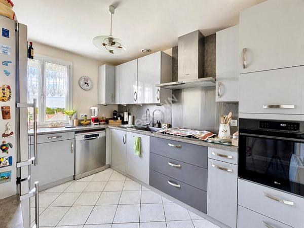 Maison traditionnelle 4 pièces à vendre à Viarmes - 369 000 €