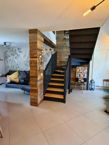 Bourg-Saint-Maurice (73700) APPARTEMENT-DUPLEX T5 avec Double Garage