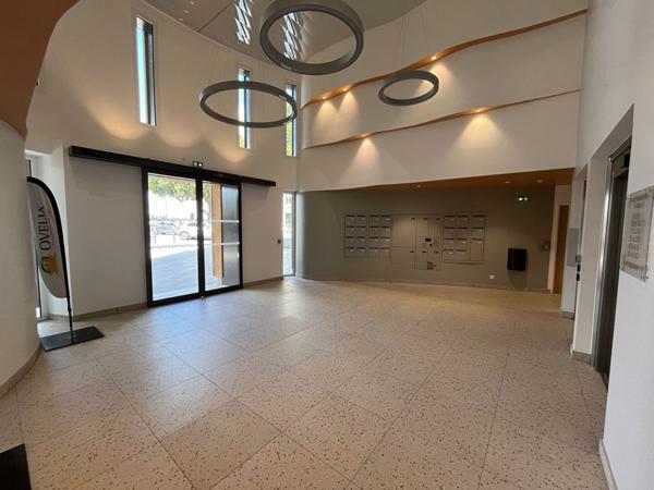 Appartement T5 dernier étage avec terrasse de 71m² centre ville ANGERS DISPONIBLE DE SUITE