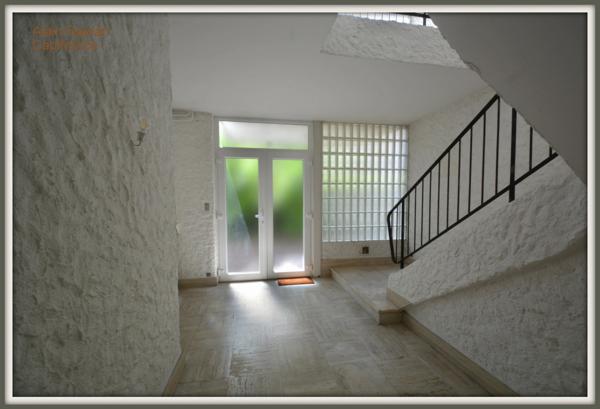 A vendre Maison d'architecte- 10 pièces AGEN (47)- 282 M2-Parc Arboré-Double Garage