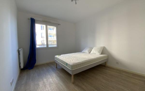 Appartement à louer    3 pièces • 59,32 m2 Romainville
