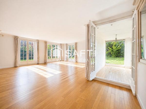 Le parfait cocon familial : espace, lumière et tranquillité à Villecresnes