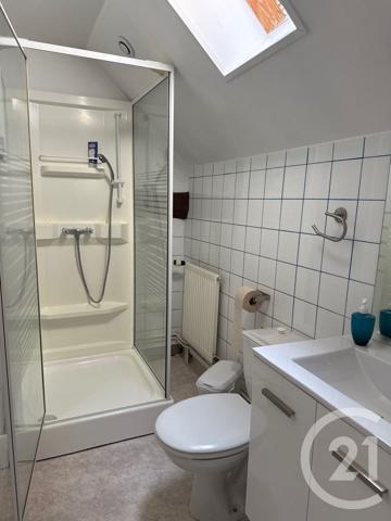 Maison à vendre  1 pièce - 328 m2 BU - 28