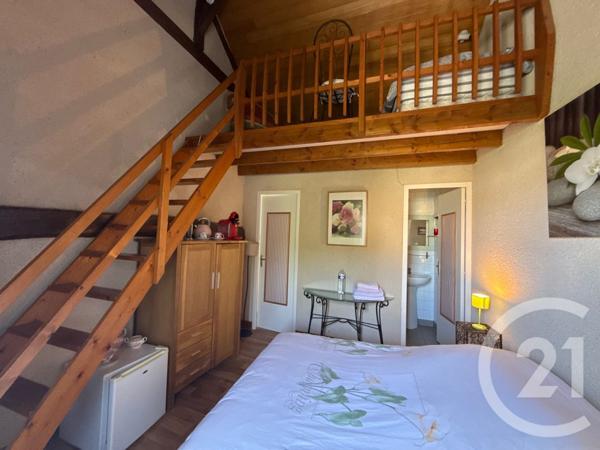 Maison à vendre  1 pièce - 328 m2 BU - 28