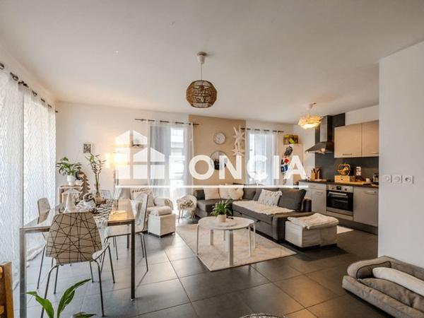 À vendre Appartement 4 pièces 86 m² - Saint-julien-en-genevois 74160