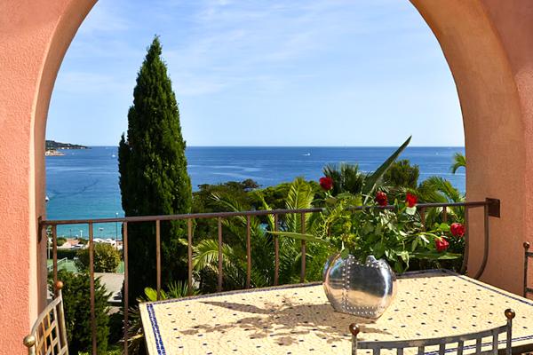 Vue mer incroyable sur tout le Golfe de Saint Tropez : Villa Sainte Maxime 8 pièce(s) 288 m2
