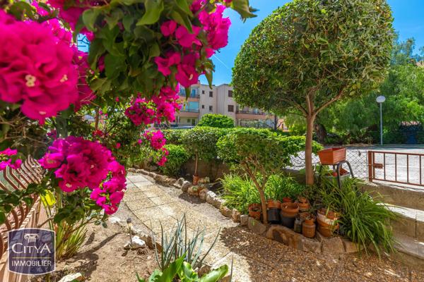 Appartement à vendre 2 pièces 44.56m² Sanary-sur-Mer (83110)