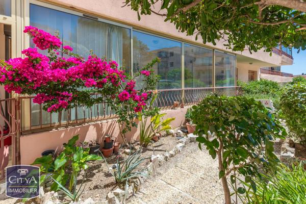 Appartement à vendre 2 pièces 44.56m² Sanary-sur-Mer (83110)