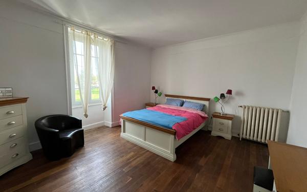 Maison à vendre    7 pièces •  Roumazières-Loubert