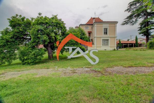 Vente Propriété 10 pièces 373 m2 à Lorette