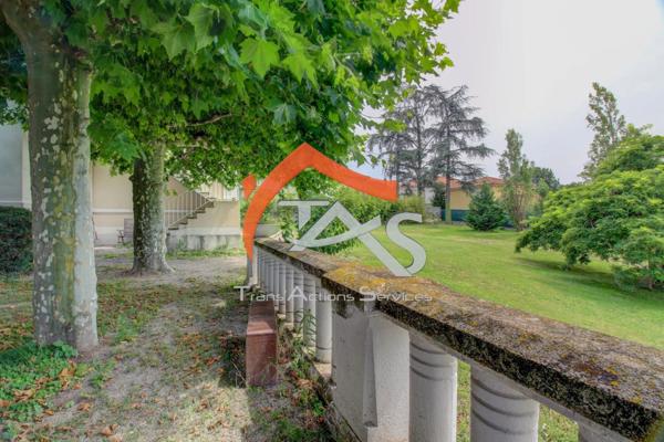 Vente Propriété 10 pièces 373 m2 à Lorette